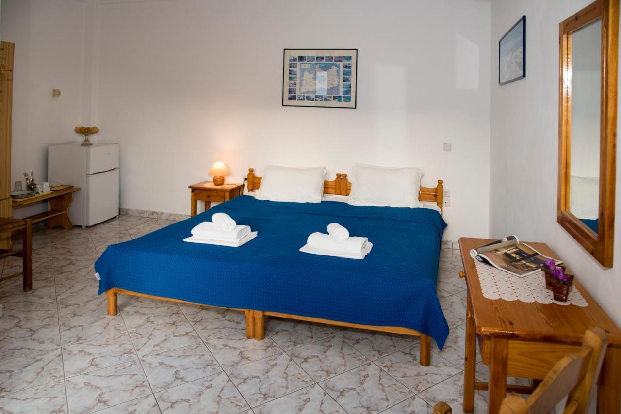 Damianos Rooms Adámas Eksteriør bilde