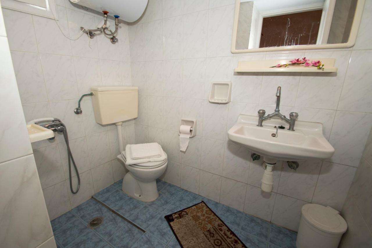 Damianos Rooms Adámas Eksteriør bilde