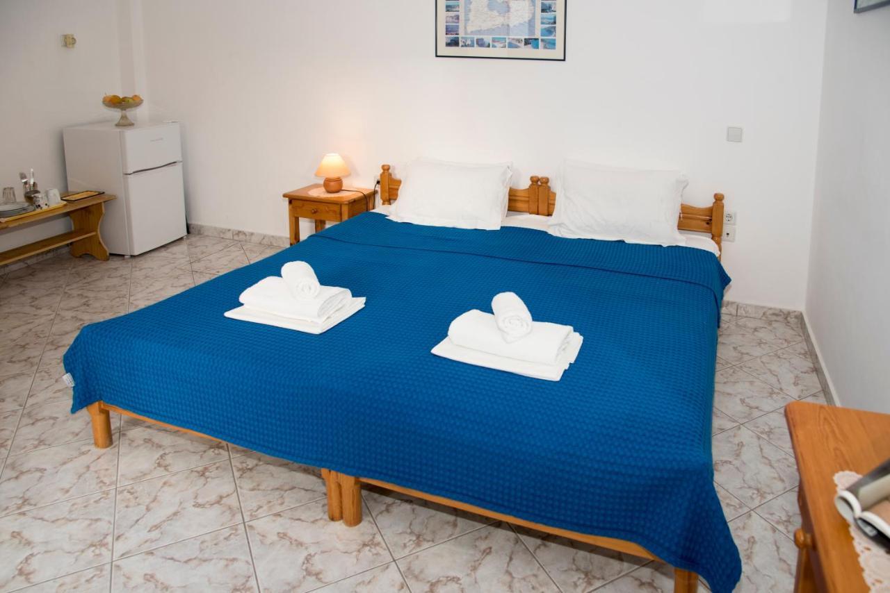 Damianos Rooms Adámas Eksteriør bilde