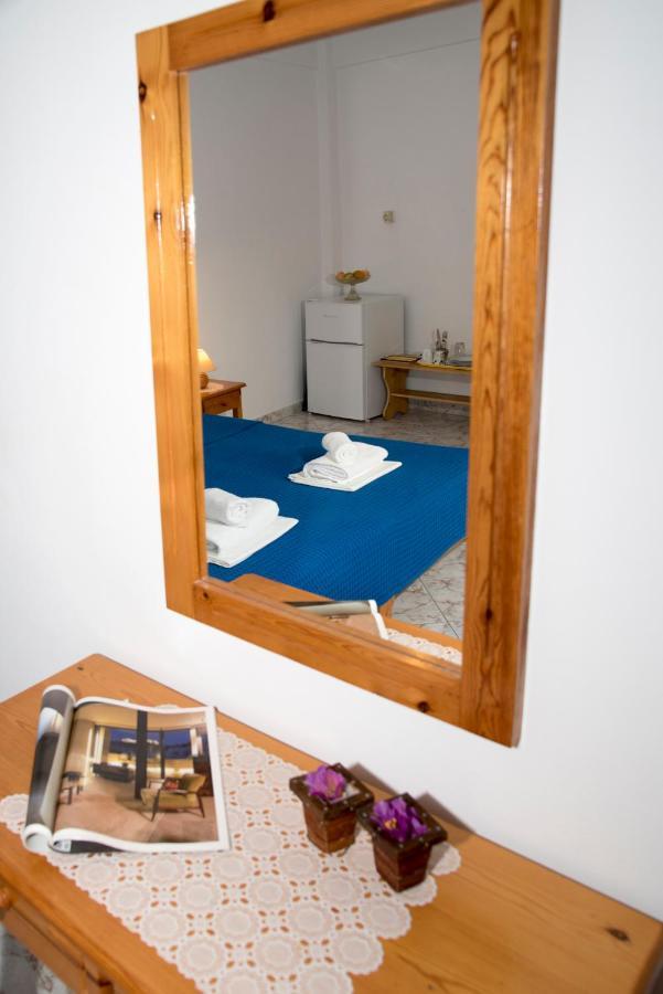 Damianos Rooms Adámas Eksteriør bilde