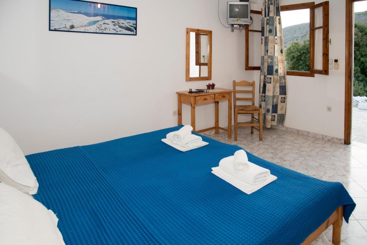 Damianos Rooms Adámas Eksteriør bilde