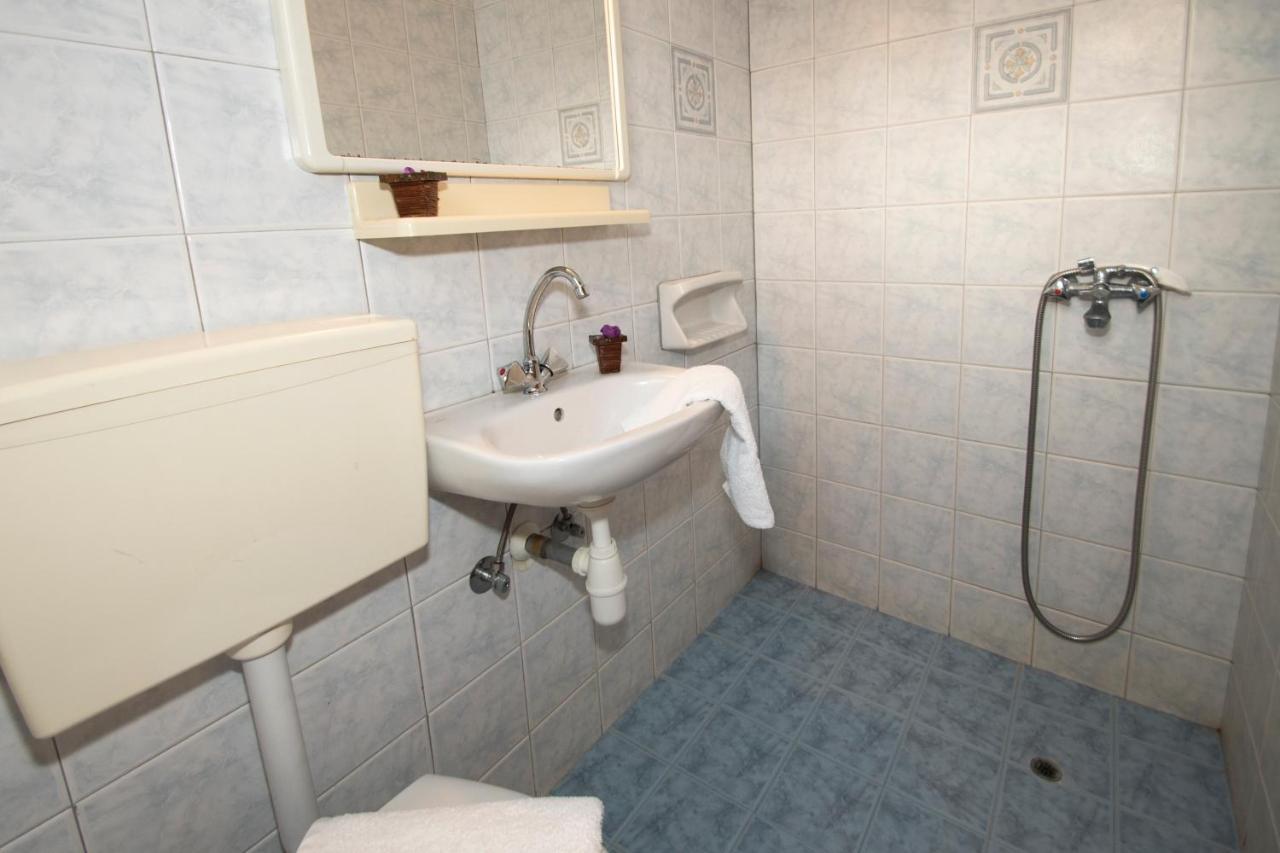 Damianos Rooms Adámas Eksteriør bilde
