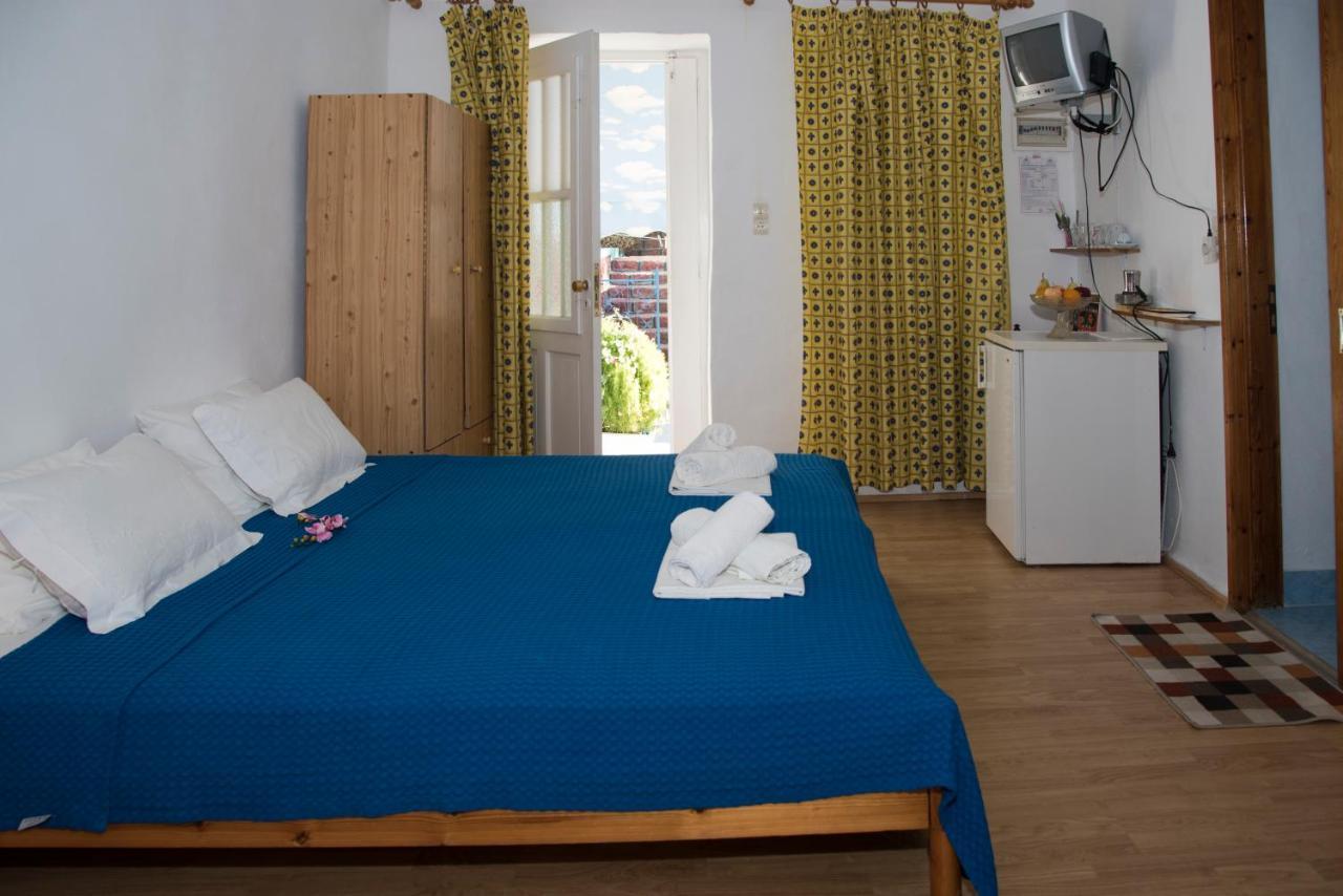 Damianos Rooms Adámas Eksteriør bilde