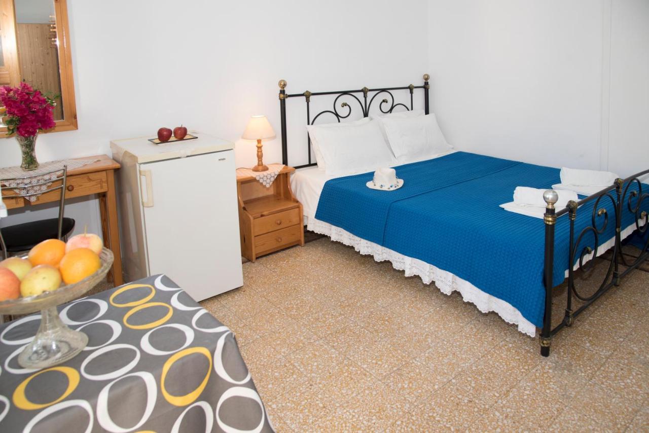 Damianos Rooms Adámas Eksteriør bilde
