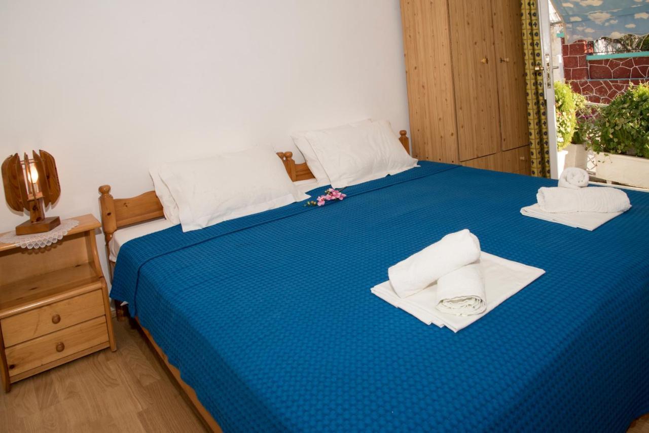 Damianos Rooms Adámas Eksteriør bilde