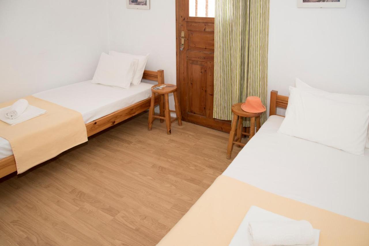 Damianos Rooms Adámas Eksteriør bilde